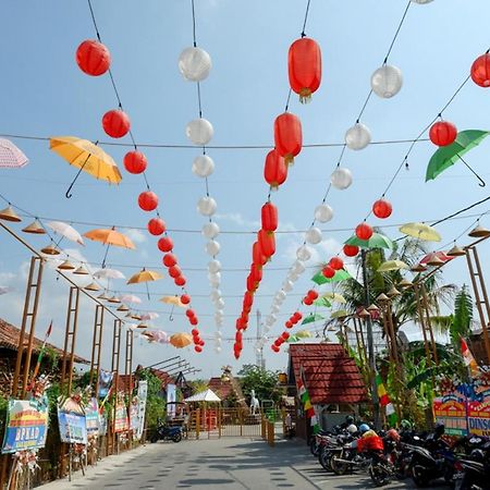 RedDoorz @ Kampoeng Etnik Kebumen 2 Hotel Bagian luar foto